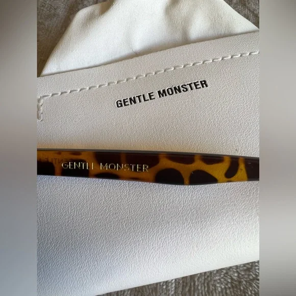 Gentle Monster my Ma polarized sunglasses - Picture 9 of 12